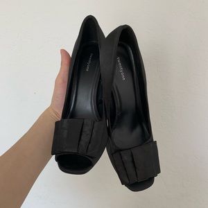 twentyone Black Heels